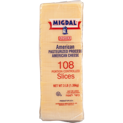 Migdal Fromage coloré casher tranché 1.36 kg, 2,94 $/100g