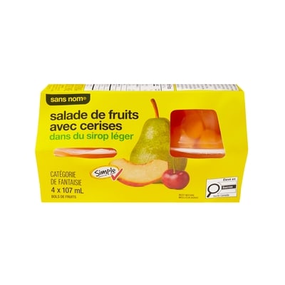 Coupes de fruits à la salade de fruits avec cerises dans un sirop léger