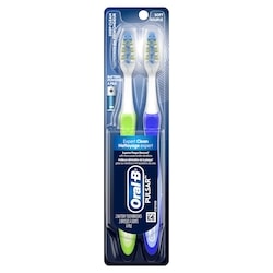 Oral-B Brosses à dents à pile Pulsar Blanchiment expert, souple, 2 unités 2 ea, 7,25 $/1ch