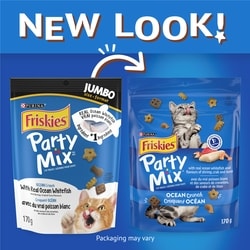 Purina Friskies Party Mix Ocean Crunch with Real Ocean Whitefish