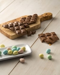 Cadbury CARAMILK Chocolatey Candy Bars, Caramel, 100% sustainably