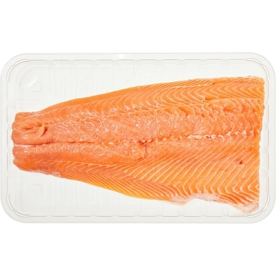 null Fresh Atlantic Salmon Fillets, Skin On, Packaged, Club Size $24.25/1kg $11.00/1lb