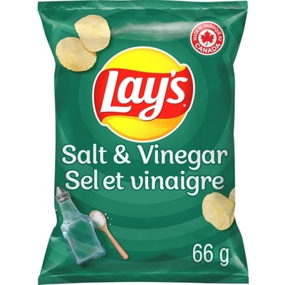 Lay’s Croustilles assaisonnées Sel et vinaigre (petit sac) 66 g, 3,77 $/100g