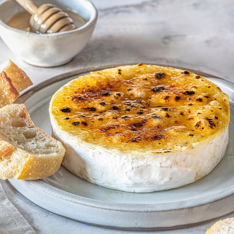 Le Bonaparte Camembert Cheese PP