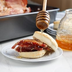 McCormicks Liquid Squeeze Pure Natural Honey - 750 g | No Frills