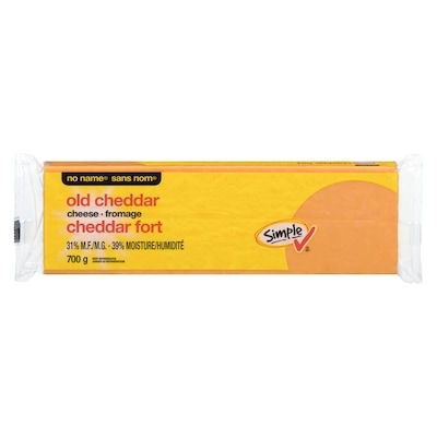 Sans Nom Fromage cheddar fort 700 g, 1,36 $/100g