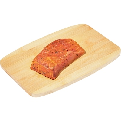 Portion de saumon de l’Atlantique, assaisonnement à l’érable et au BBQ