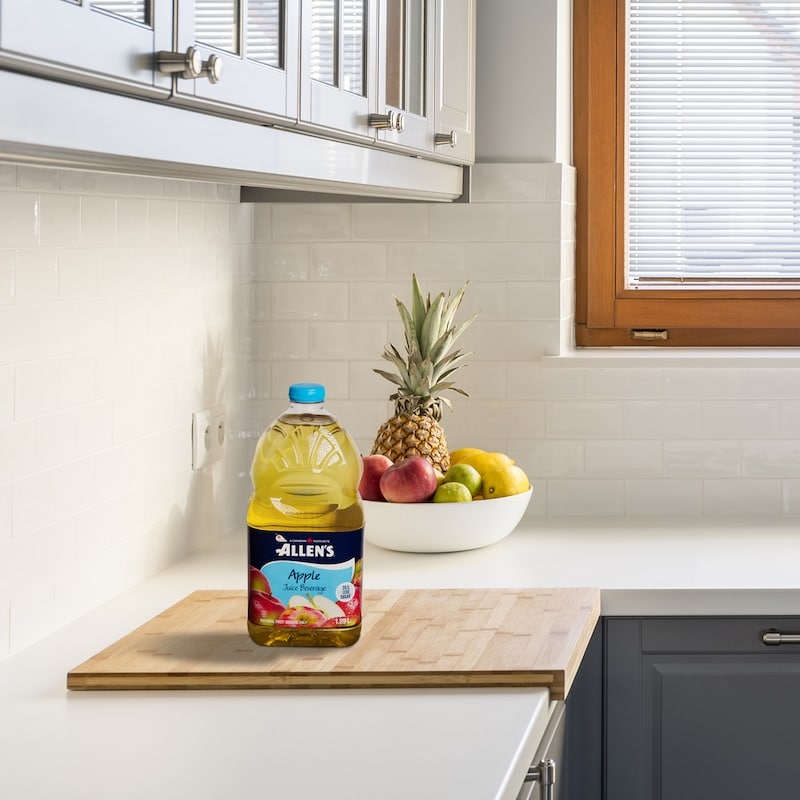 35% Less Sugar Apple Juice Beverage