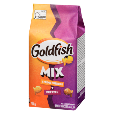Goldfish Baked Snack Crackers Mix Xtreme Cheddar + Pretzel