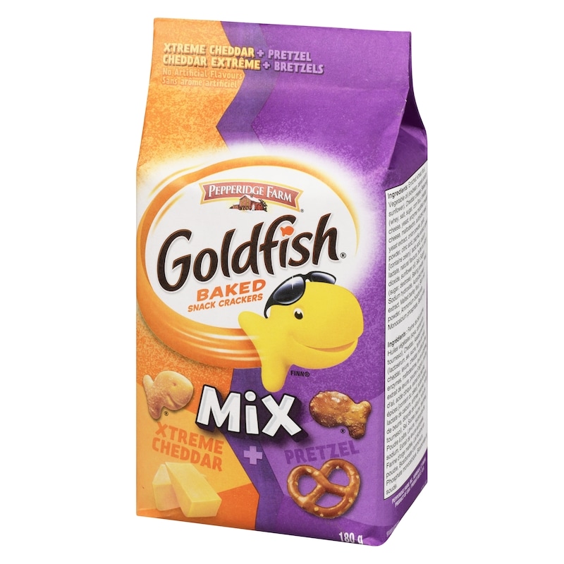 Goldfish Baked Snack Crackers Mix Xtreme Cheddar + Pretzel