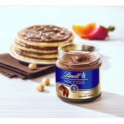 Lindt Hazelnut Milk Chocolate Spread - 200 g | Zehrs