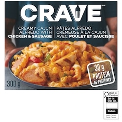 Crave Pâtes Alfredo crémeuse à la cajun avec poulet et saucisse surgelées 300 g, 2,00 $/100g