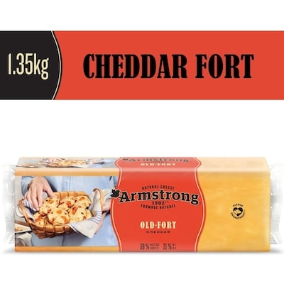 Armstrong Fromage Cheddar fort râpé 1.35 kg, 1,70 $/100g
