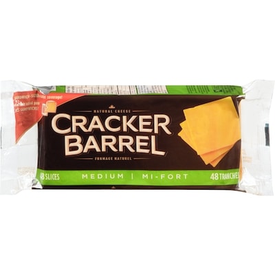 Cracker Barrel Fromage cheddar mi-fort en tranches, 48 unités    1 kg, 2,60 $/100g