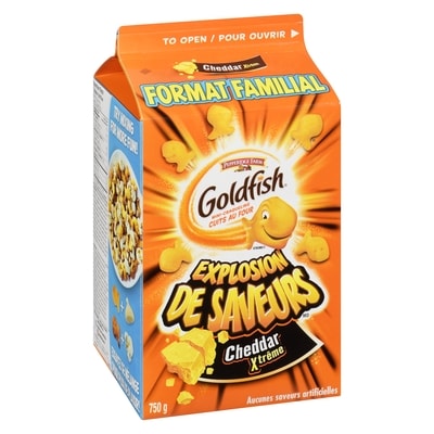 Xtreme Cheddar Family Size Baked Snack Crackers