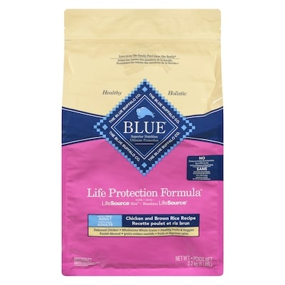 Blue Buffalo Life Protection Formula recette poulet et riz brun pour chiens adultes de race de petite taille  2.2 kg, 1,23 $/100g