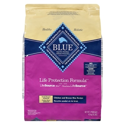 Blue Buffalo Life protection formula recette poulet et riz brun petite race sénior 4.5 kg, 0,80 $/100g