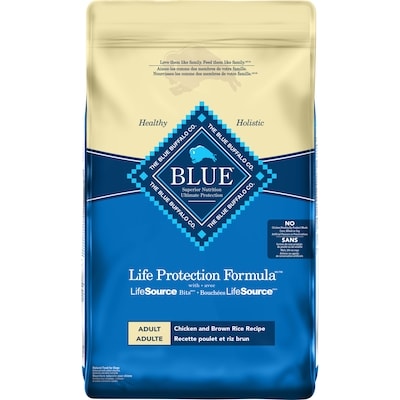 Blue Buffalo Life Protection Formula recette poulet et riz brun pour chiens adultes 9.9 kg, 0,67 $/100g