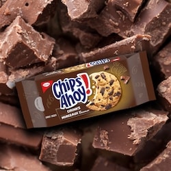 Christie CHIPS AHOY! Chunks Chocolate Chip Cookies, resealable