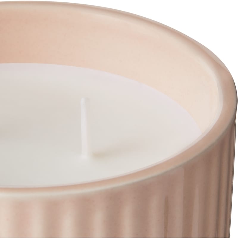 Scented Candle Raspberries & Pink Peppercorns