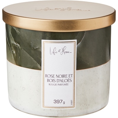 Life at Home Bougie parfumée – Rose Noir et Oud 1 ea, 16,00 $/1ch