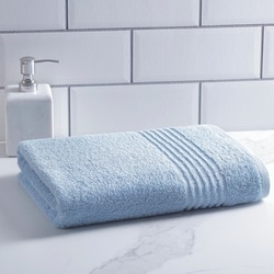 Everyday Essentials Perform Bath Towel, Periwinkle Blue - 1 ea