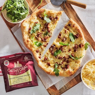 CATHEDRAL CITY CHEESE Vintage English Cheddar Cheese - 200 g | Loblaws