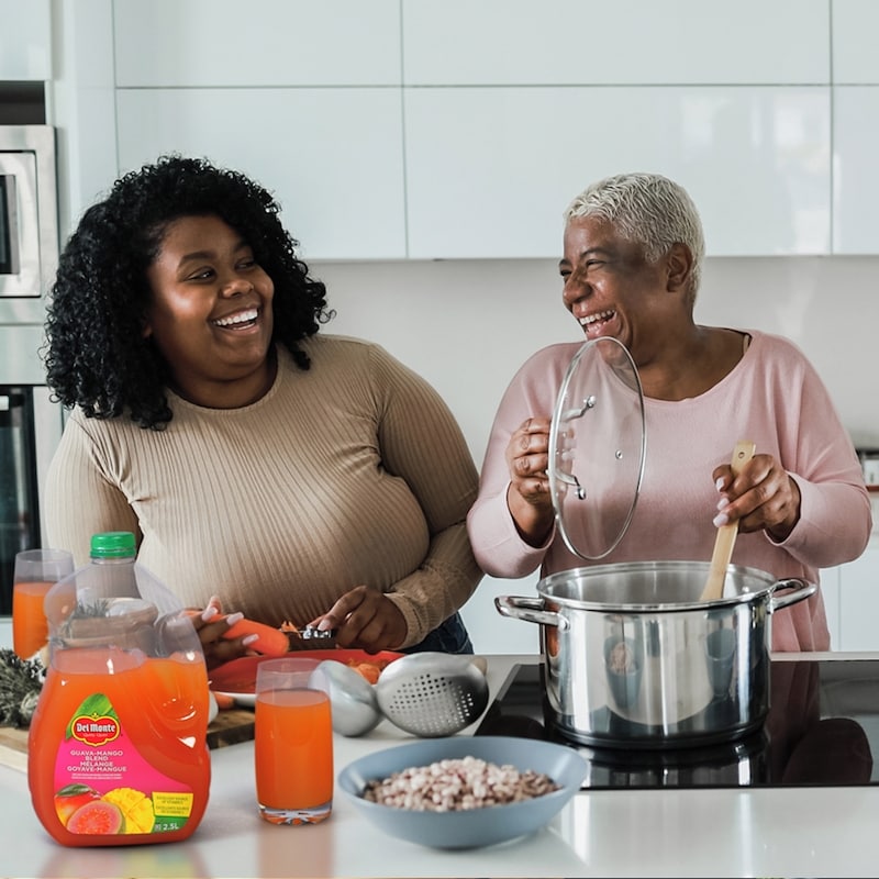Guava-Mango Fruit Juice Cocktail Blend