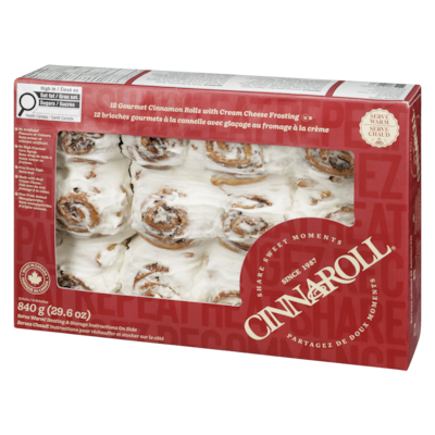 Brioches Gourmets À La Cannelle Avec Glaçage Au Fromage À La Crème