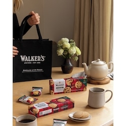 Walkers Gluten Free Chocolate Chip Shortbread - 140 g | Real
