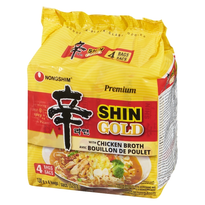 Shin Gold Ramyun Noodles With Seasoning Mix With Chicken Broth