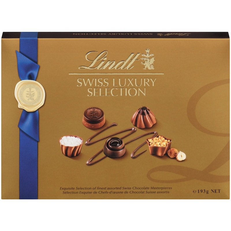 Lindt SWISS LUXURY SELECTION Assorted Chocolate Pralines Gift Box