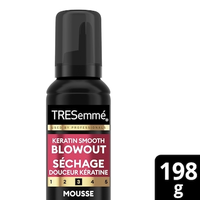 Mousse Séchage Douceur Kératine pour une protection thermique et 24 heures de contrôle des frisottis