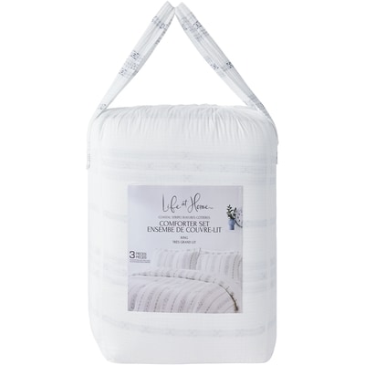 Life at Home Ensemble de couvre-lit 3 pièces avec rayures côtières, très grand lit 1 ea, 120,00 $/1ch