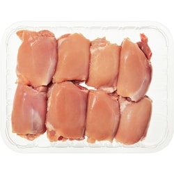 PC Blue Menu Boneless Skinless Chicken Thighs - 696 g | Maxi