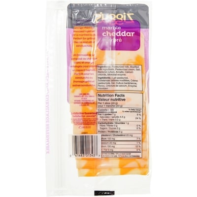 Cheddar marbré en tranches