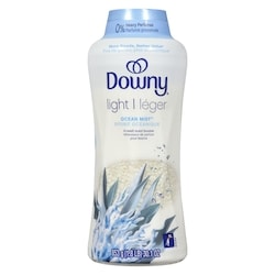 Downy Perles rehausse-parfum pour la lessive Léger pour la laveuse, parfum Brume océanique, sans parfums prononcés 853 g, 3,16 $/100g