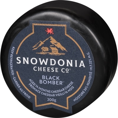 Fromage cheddar vieilli 14 mois black bomber 32% m.g.