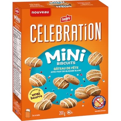 Mini biscuits gâteau de fête avec filet de glaçage blanc