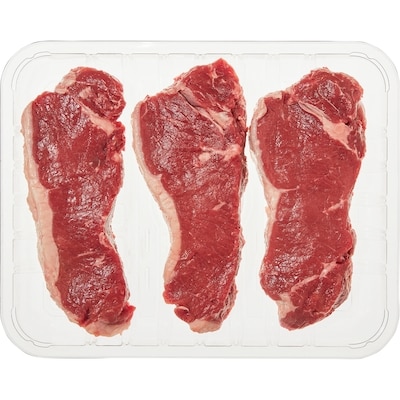 null Beef Striploin Grilling Steak, Family Pack (Australian) $35.25/1kg $15.99/1lb