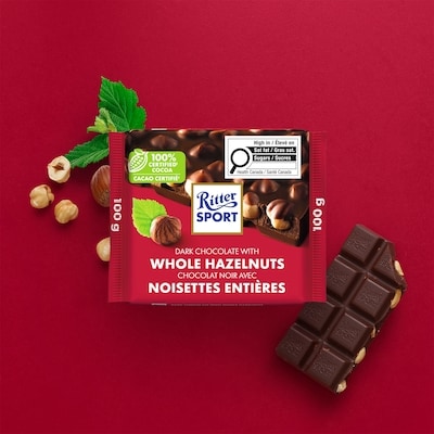 Chocolat noir avec noisettes entières