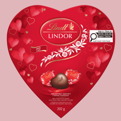 Lindt Boîte Cœurs LINDOR AMOUR en chocolat au lait 202 g, 14,85 $/100g