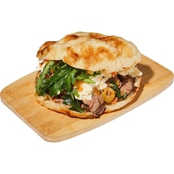 null Sandwich au rôti de bœuf sur pain italien 315 g, 2,86 $/100g
