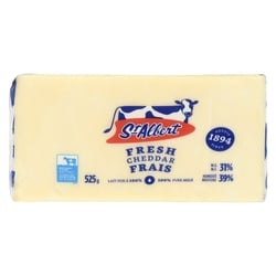 St Albert Fresh Cheddar 31% M.F. 525 g, $2.66/100g