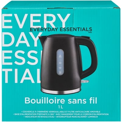 Everyday Essentials Bouilloire sans fil – noir 1 ea, 22,00 $/1ch