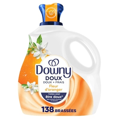 Downy Assouplissant textile liquide Doux et Frais, parfum Fleur d’oranger, assouplissant textile liquide conçu pour être doux pour la peau, 138 brassées 2.76 l, 1,05 $/100ml