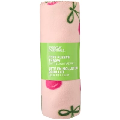 Everyday Essentials Jeté en molleton douillet, cerises 1 ea, 7,00 $/1ch