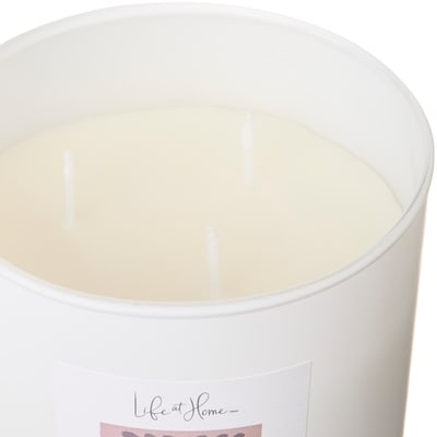 Amber and Sandalwood Scented Candle