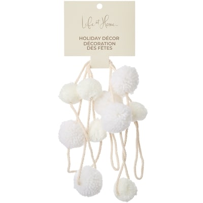 Life at Home Guirlande de pompons – blanc 1 ea, 7,00 $/1ch