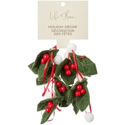 Life at Home Guirlande de houx et de pompons 1 ea, 10,00 $/1ch